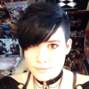 absolute-fangirl-trash avatar