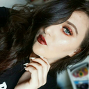 glitter-makeup avatar