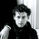 holding-hands-under-the-table avatar