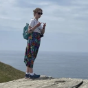 knight-in-sleeveless-plaid avatar