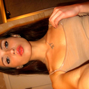 lovelylittlebrunette-blog-blog avatar