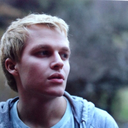 ronanfarrow avatar