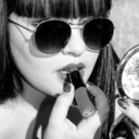 thoughttheartistglasses avatar