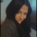 touchmytralalaaaa avatar