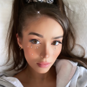 yourlilbrunette avatar